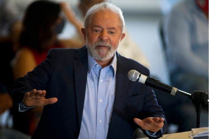 Juiz mantém bloqueio de bens de Lula ao enviar processos para Justiça do DF - MIGUEL SCHINCARIOL