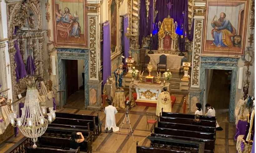 Sino de igreja de Santa Luzia homenageia vítimas da COVID-19; veja  - Jorge Lopes/EM/D.A Press
