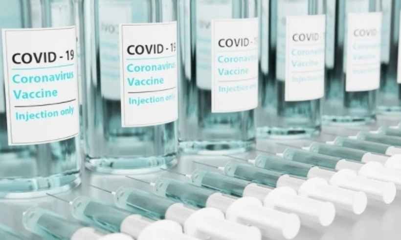 Homens armados roubam vacinas contra COVID-19 de posto de saúde em Natal - Pixabay/ Reprodução