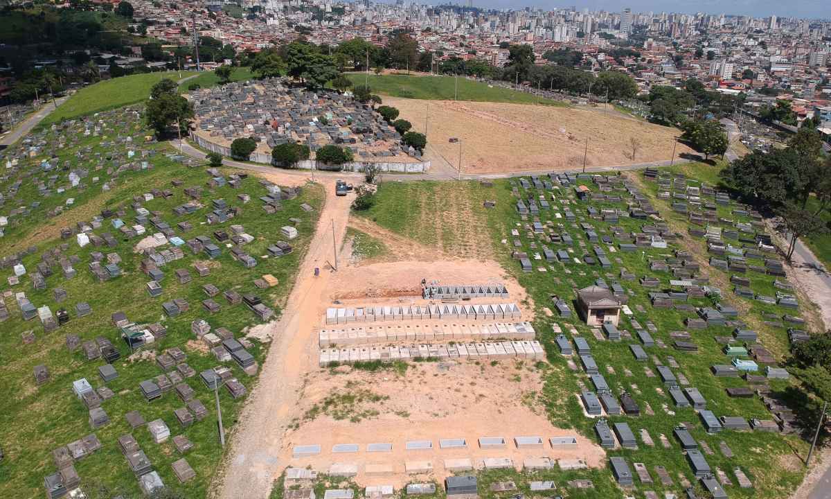 BH luta contra colapso funerário; no Cemitério da Saudade, mais covas - Mateus Parreiras/EM/D.A Press