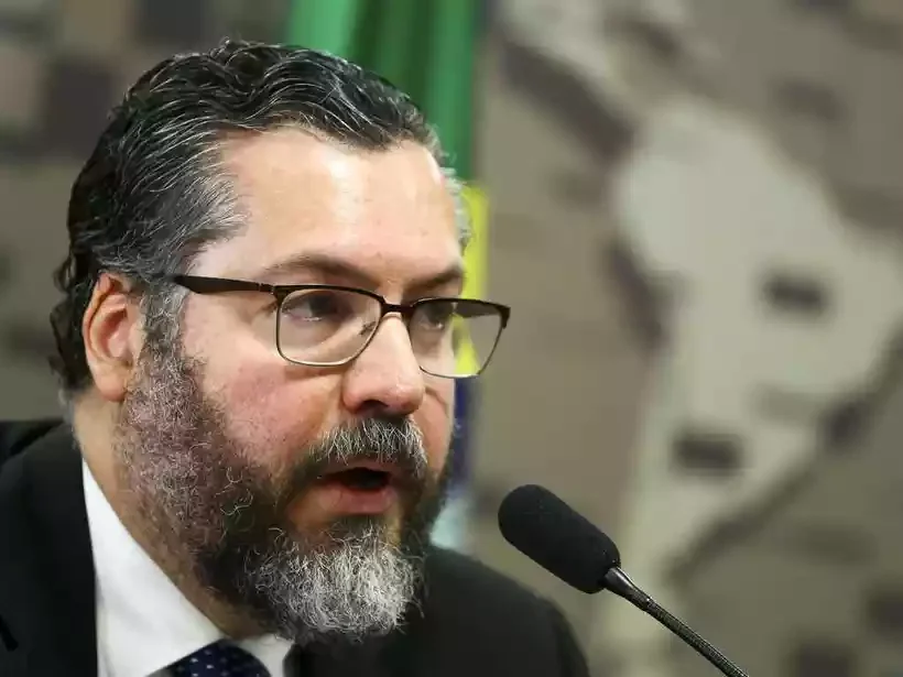 Ernesto Araújo é pressionado ao ouvir de senadores: 'Pede para sair' - Marcelo Camargo/Agência Brasil