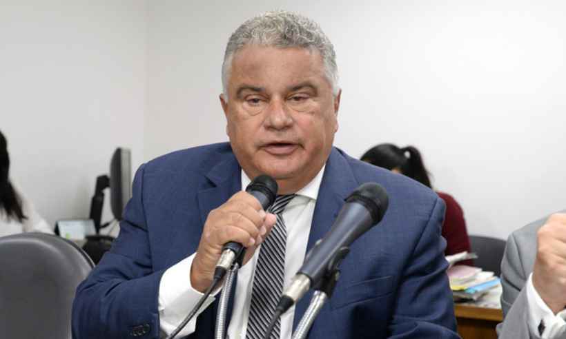 Ex-deputado Ivair Nogueira está internado em UTI com COVID-19 - Luiz Santana/ALMG