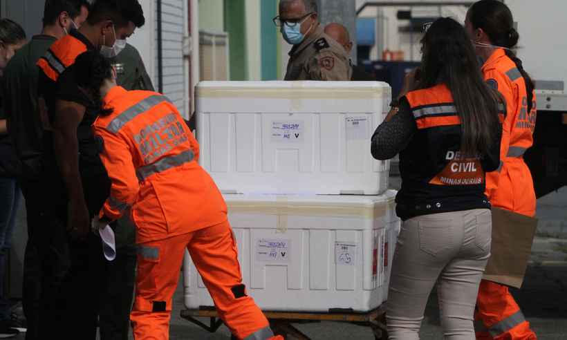 BH: bombeiros e policiais federais serão incluídos em cadastro de vacinação - Edésio Ferreira/EM/D.A. Press