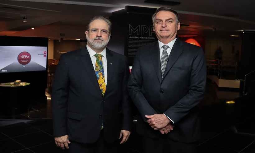 Comissão Arns e OAB se unem para cobrar de Aras processo contra Bolsonaro  - Isac Nobrega/PR - 02/10/2019