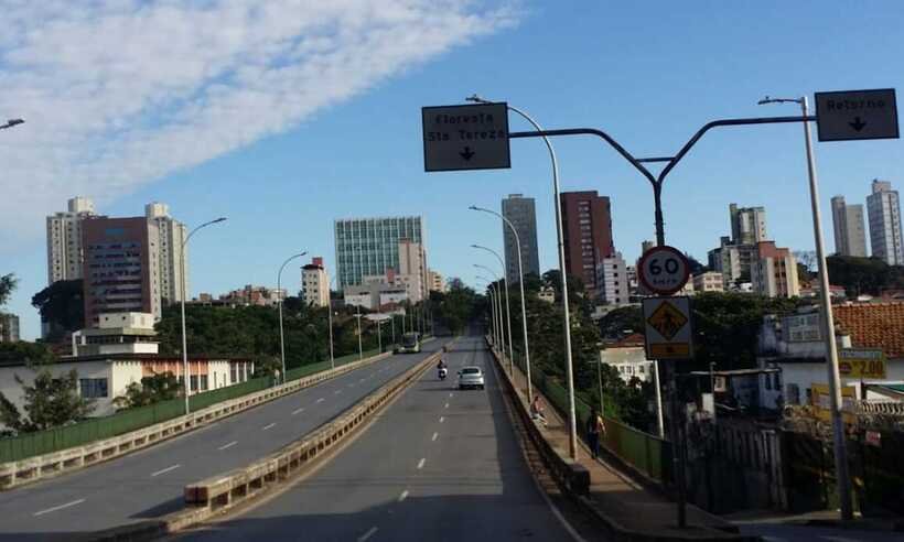 Quinta-feira santa será mais fria em BH, sem previsão de chuvas - Edésio Ferreira/EM/D.A Press