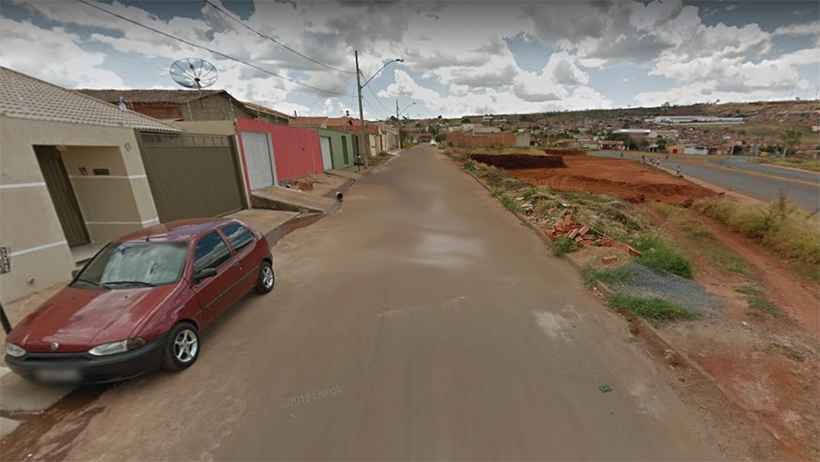 Libertados mulher e filhos mantidos em cárcere sob violência e estupro - Reprodução/ Google Street View