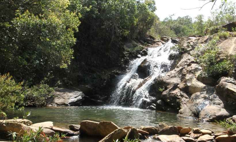 Rio Acima intensifica fiscalização em trilhas e cachoeiras na Semana Santa - Edesio Ferreira/EM D.A Press
