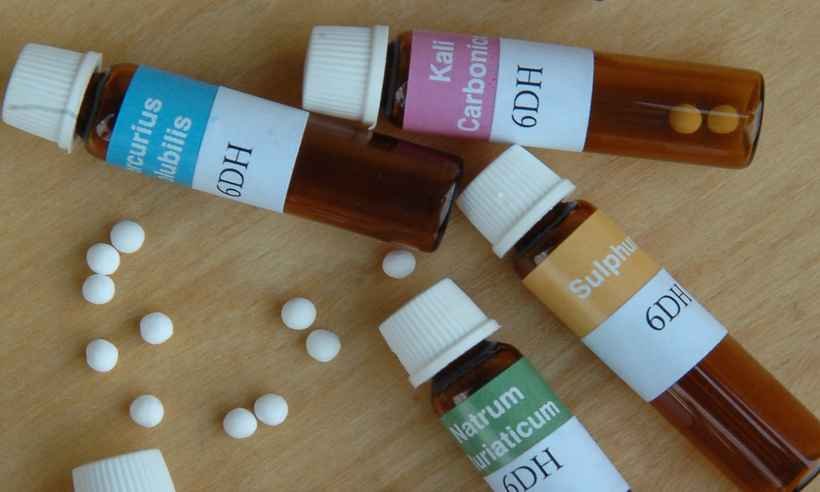 COVID-19: associação médica oferece atendimentos homeopáticos gratuitos -  Beto Novaes/ EM/ D.A Press