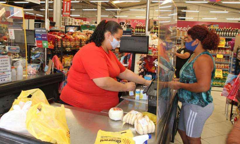 Supermercados continuarão fechados aos domingos em BH - Jair Amaral/EM/D.A Press