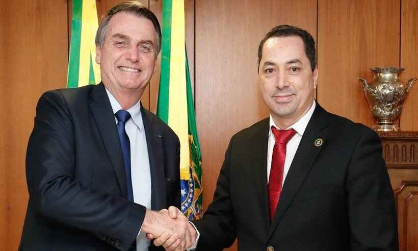 Intubado empresário que fez almoço onde Bolsonaro xingou a imprensa - Alan Santos/PR