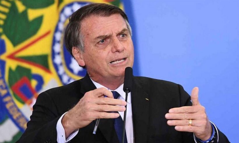 Bolsonaro xinga e ameaça 'sair na porrada' com senador - AFP