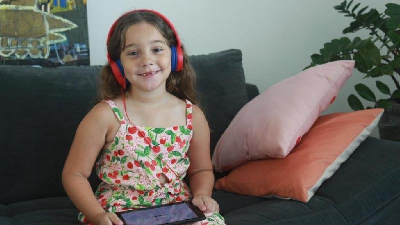 'O YouTube influencia o jeito de falar da minha filha' - Arquivo Pessoal