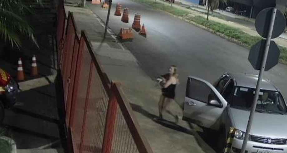 Vídeo: bombeiro de Araxá salva recém-nascida que estava engasgada - CBMMG/Divulgação