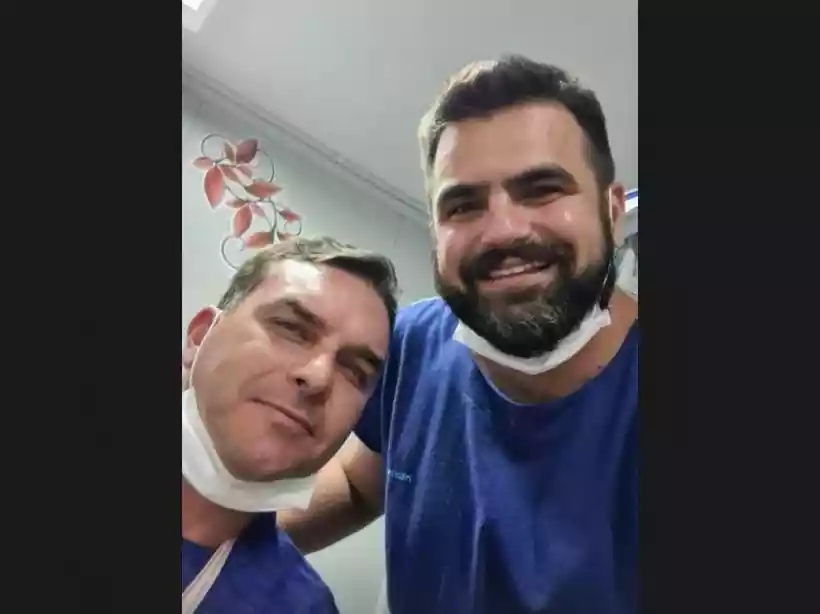Flávio Bolsonaro: diárias custaram 3,5 mil; ele nega volta em avião da FAB - Reprodução da internet/Instagram