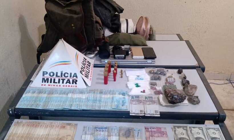 Dupla é presa em Ribeirão das Neves com R$ 7,8 mil em notas falsas - Divulgação/Polícia Militar de Minas Gerais