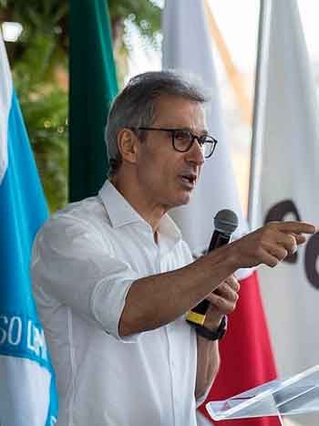 Um ato simbólico para Tiradentes, em Ouro Preto, em plena pandemia de COVID - Marcelo Barbosa/Imprensa MG