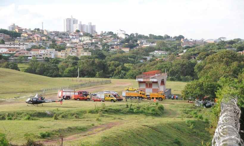 Áudio confirma que trem de pouso de avião que se acidentou não foi acionado - Juarez Rodrigues/EM/D.A Press