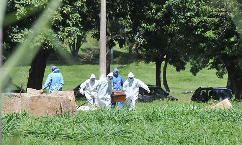 Com 392 novos registros, Minas já passa de 31,3 mil óbitos pela COVID-19 - Gladyston Rodrigues/EM/D.A Press - 22/03/2021