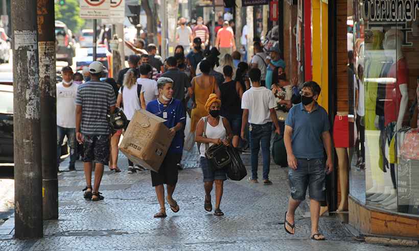 Transmissão do coronavírus acelera e fica perto da zona de alerta em BH  - Jair Amaral/EM/D.A Press