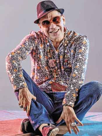 Telo Borges lança o disco 'Floração' e convida todo mundo para dançar - Retrato P3 Estudio/Rodrigo Dai