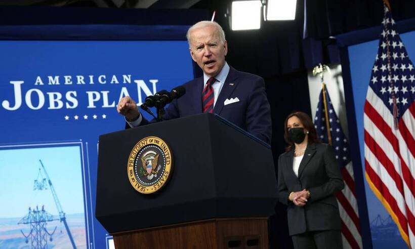 Biden anuncia plano de US$ 1,8 trilhão, com aumento de imposto para ricos - Alex Wong/AFPP