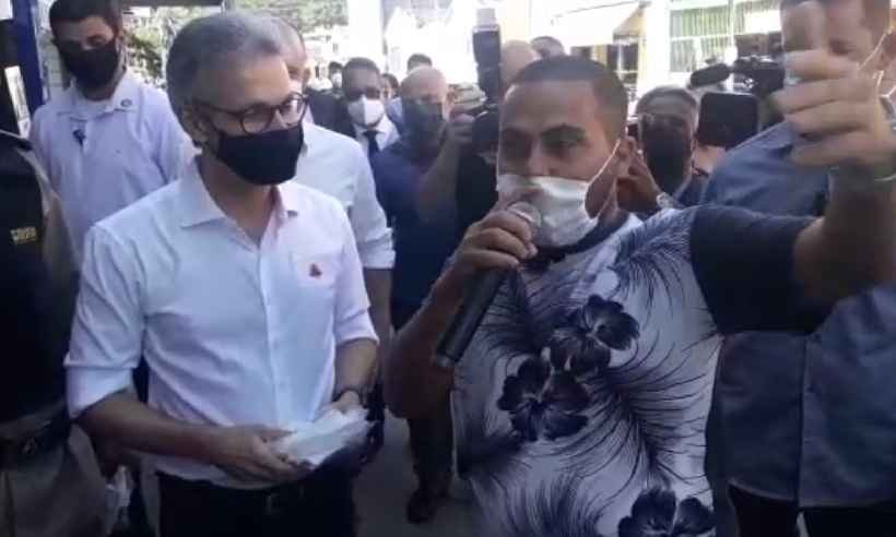 'Ninguém tem dinheiro. Todo mundo quebrado', desabafa comerciante a Zema - Redes Sociais/Reprodução