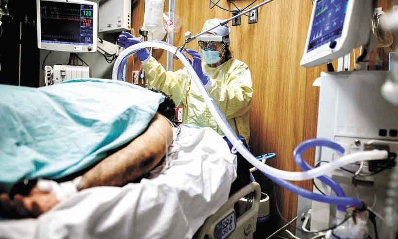 Heranças da COVID-19 vão de doenças respiratórias a transtornos emocionais - Cole Burston/AFP