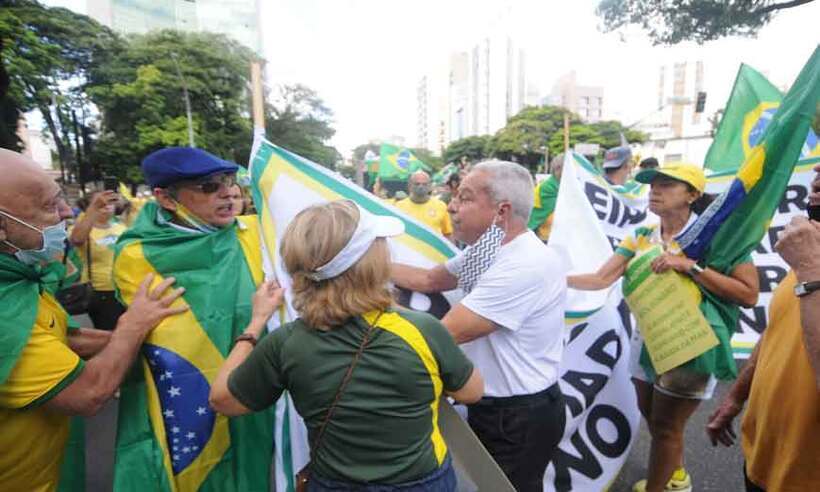 Brasil, da liberdade essencial a afrontas à Constituição - Túlio Santos/EM/D.A Press