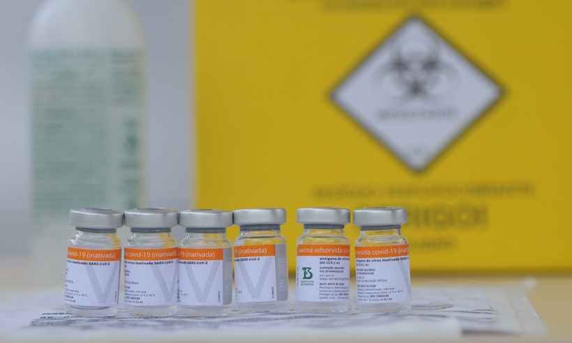 China não estabelece prazo para o envio de insumos e vacinas ao Brasil  - Leandro Couri/EM/D.A Press