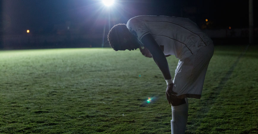 Comédia ''Galera FC''revela as catimbas de jovem astro do futebol em crise - Warner/TNT/divulgação
