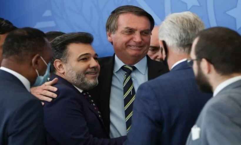 Bolsonaro provoca aglomeração novamente ao receber bancada evangélica - Marcos Corrêa/PR