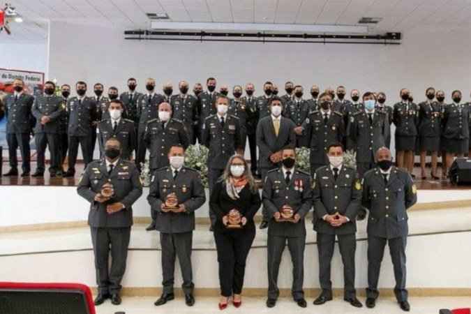 Comissão pede retratação por machismo em formatura do Corpo de Bombeiros - CBMDF/Divulgação

