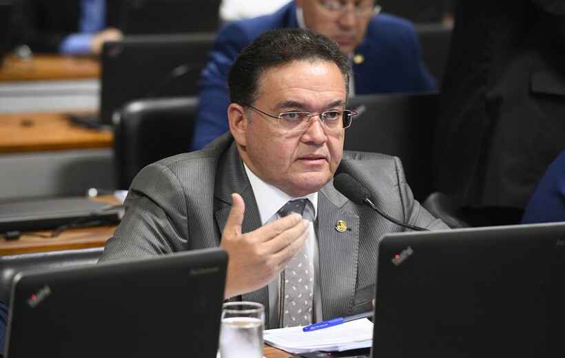 Senador questiona representatividade feminina na CPI da COVID - Marcos Oliveira/Agência Senado