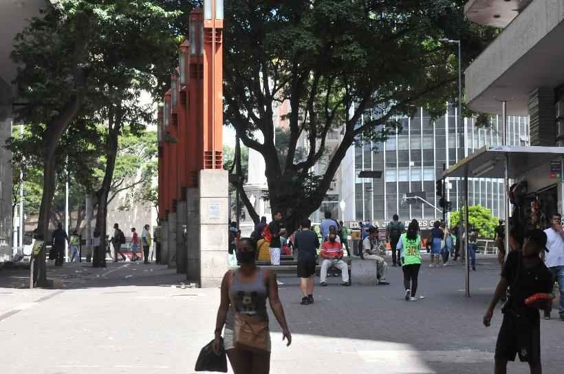 Ocupação de UTIs e transmissão de COVID-19 voltam a crescer em BH - Gladyston Rodrigues/EM/D.A Press