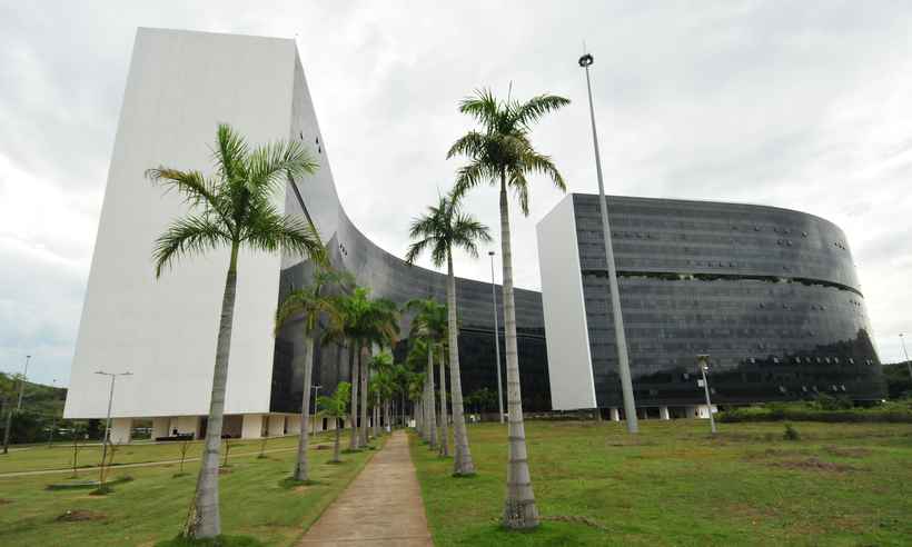 MG deve mais de meio bilhão de reais em férias-prêmio a servidores - Gladyston Rodrigues/EM/D.A Press