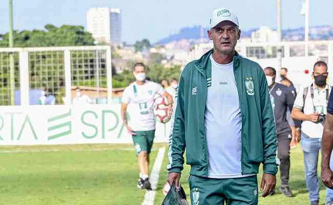 Presidente do América descarta ida de Lisca ao Corinthians: 'Ele fica' - Mourão Panda / América