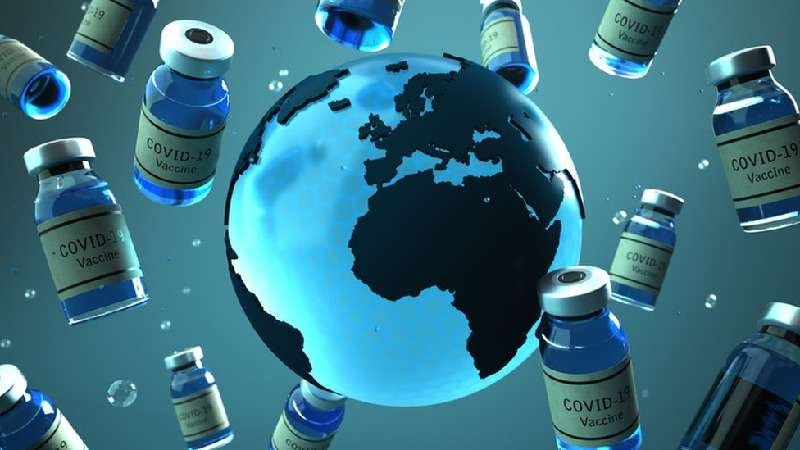 Vacinas contra covid-19 só chegarão para todo mundo no fim de 2023 no ritmo atual, calcula editor-chefe da Lancet - Getty Images