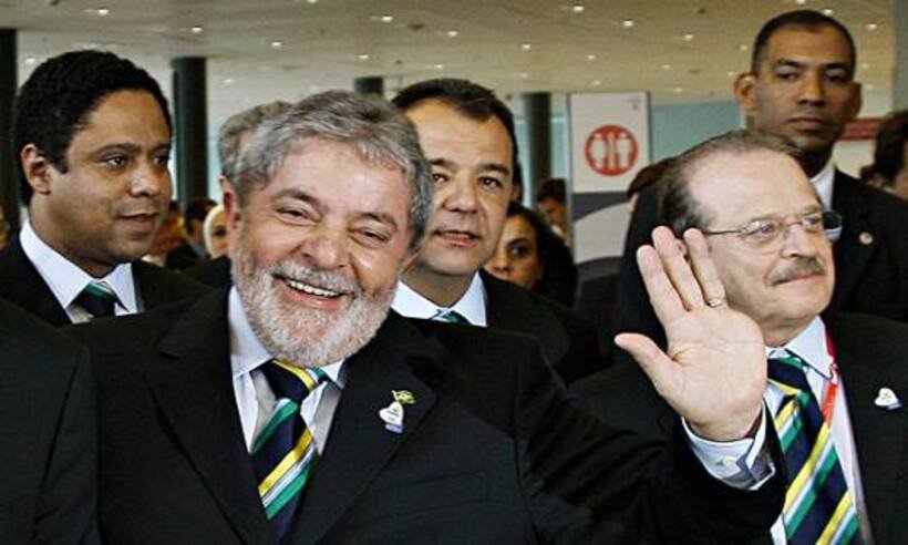 Lula diz que Pazuello copiou sua gravata: 'era meu padrão desde 2009' - Ricardo Stuckert/Presidência