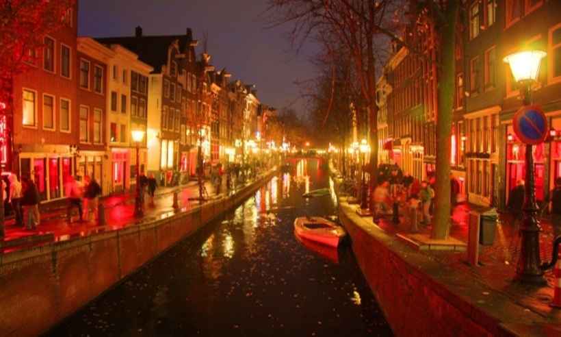 Prostitutas retornam às vitrines de Amsterdã após crise da COVID-19 - Creative Commons/Reprodução