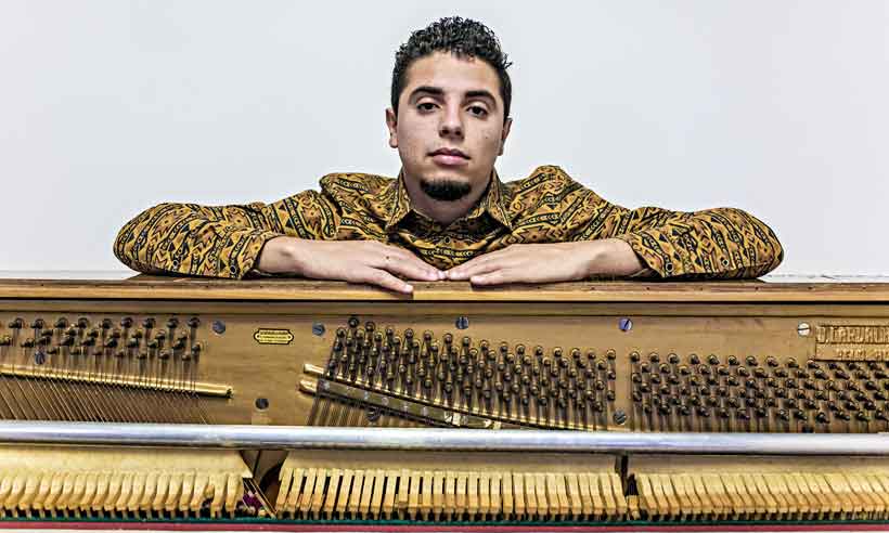 Deangelo Silva faz a live de hoje no projeto 'Praça Sete instrumental' - Flávio Charchar/divulgação
