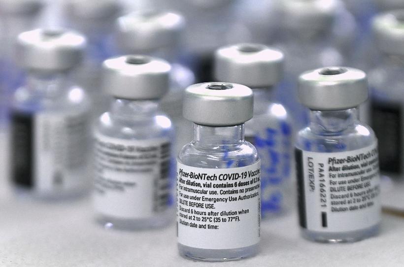Vacinação em MG: veja quais cidades receberão doses da Pfizer  - AFP / Luis ACOSTA