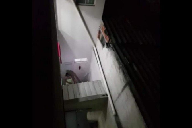 Mãe é filmada agredindo filho de nove anos no DF e vai para a delegacia - PCDF/Divulgação