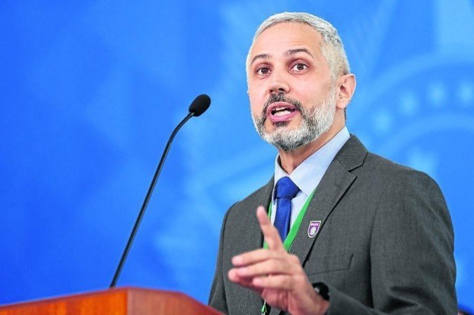 COVID: tenente da Marinha foi quem preparou mudança na bula da cloroquina - Marcos Corrêa/PR