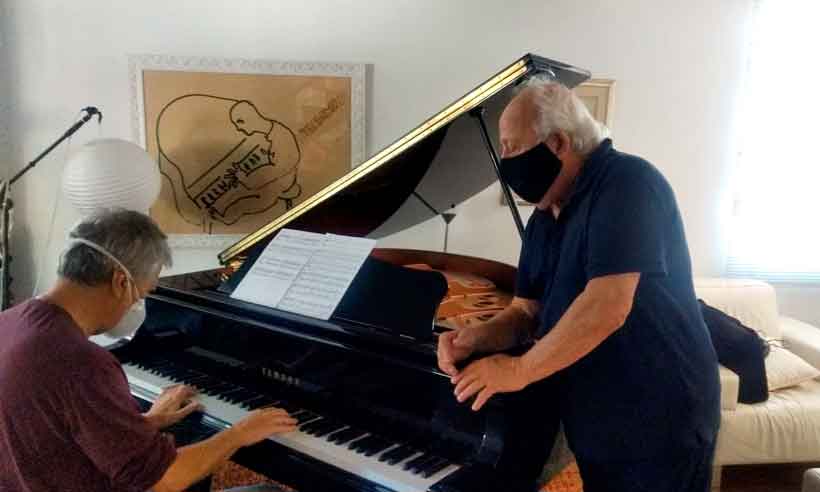 O mineiro Célio Balona, de 82 anos, grava disco com quatro amigos pianistas - Acervo pessoal
