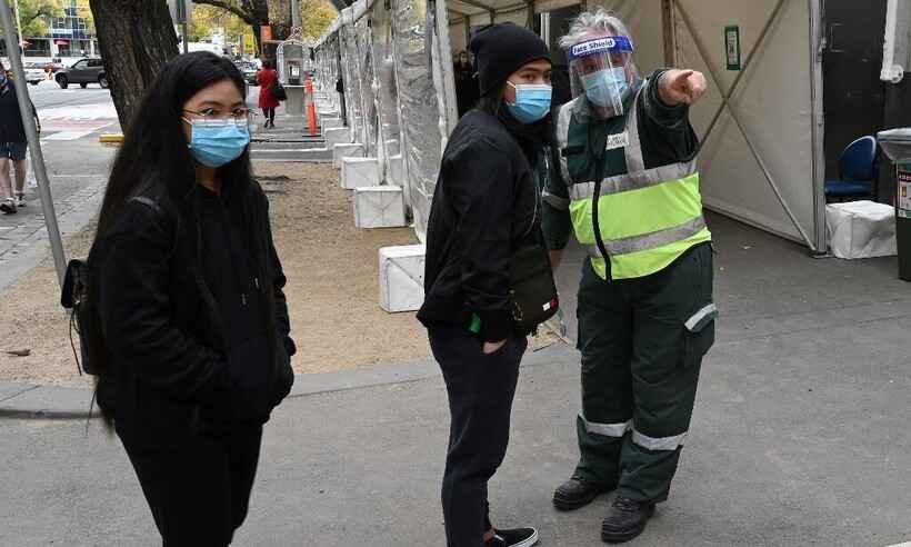 Austrália fecha estado de Victoria e 'confina' cinco milhões de pessoas - William West/AFP