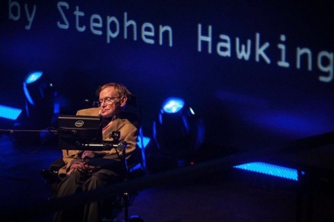 Reino Unido anuncia que preservará arquivos e escritório de Stephen Hawking - DESIREE MARTIN