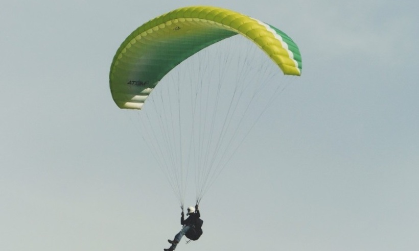 Topo do Mundo: homem erra pouso com paraglider e mobiliza bombeiros - Pixabay/ reprodução