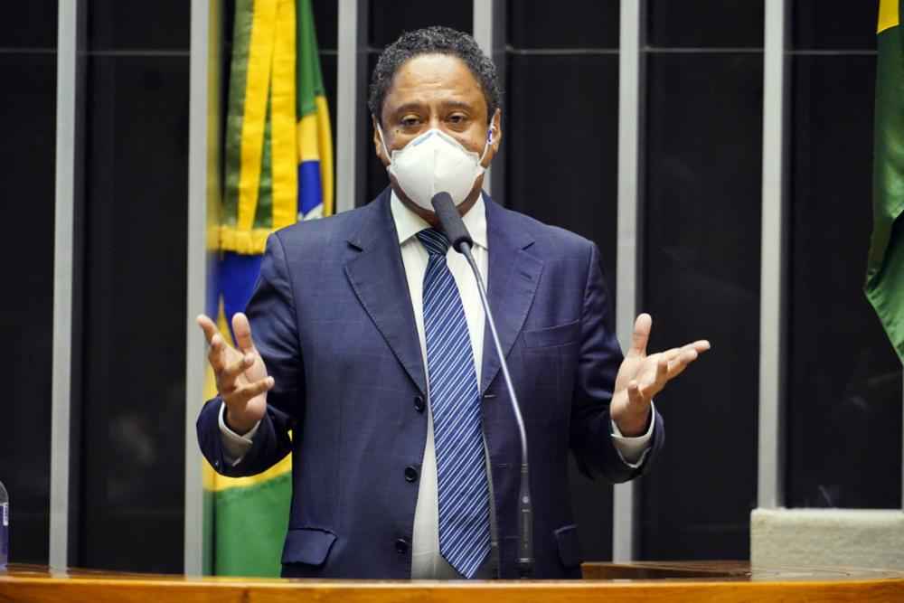 Orlando Silva: 'se Bolsonaro pede para CPI acabar, é porque está chegando perto' - Pablo Valadares/Câmara dos Deputados