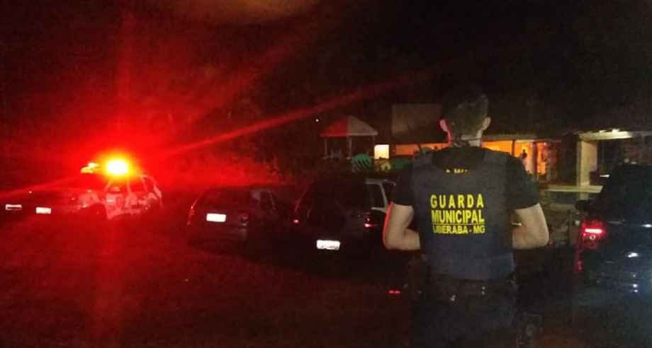 Guarda de Uberaba acaba com festa clandestina com cerca de 400 pessoas - WhatsApp/Divulgação
