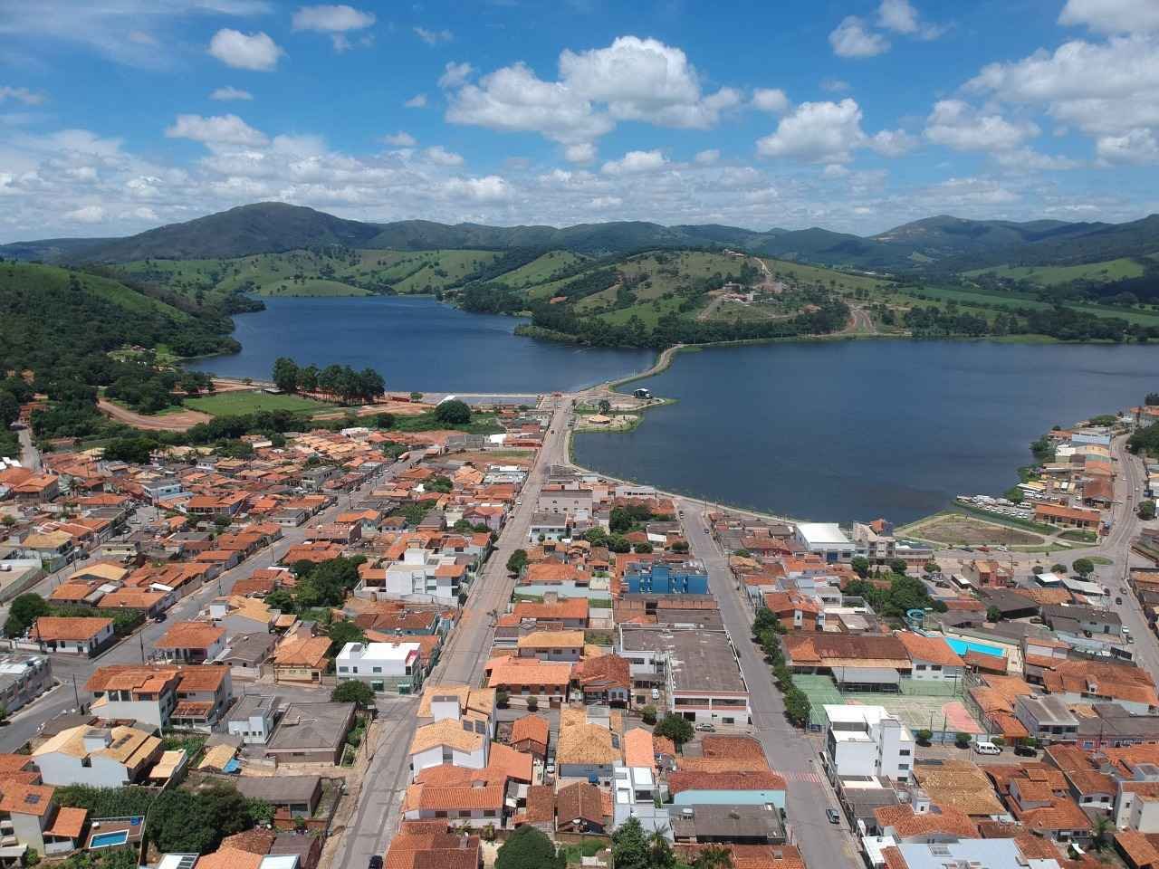 Capitólio exigirá testes para ocupantes de ônibus durante feriado - Acervo/ mic_fotos_aereas
